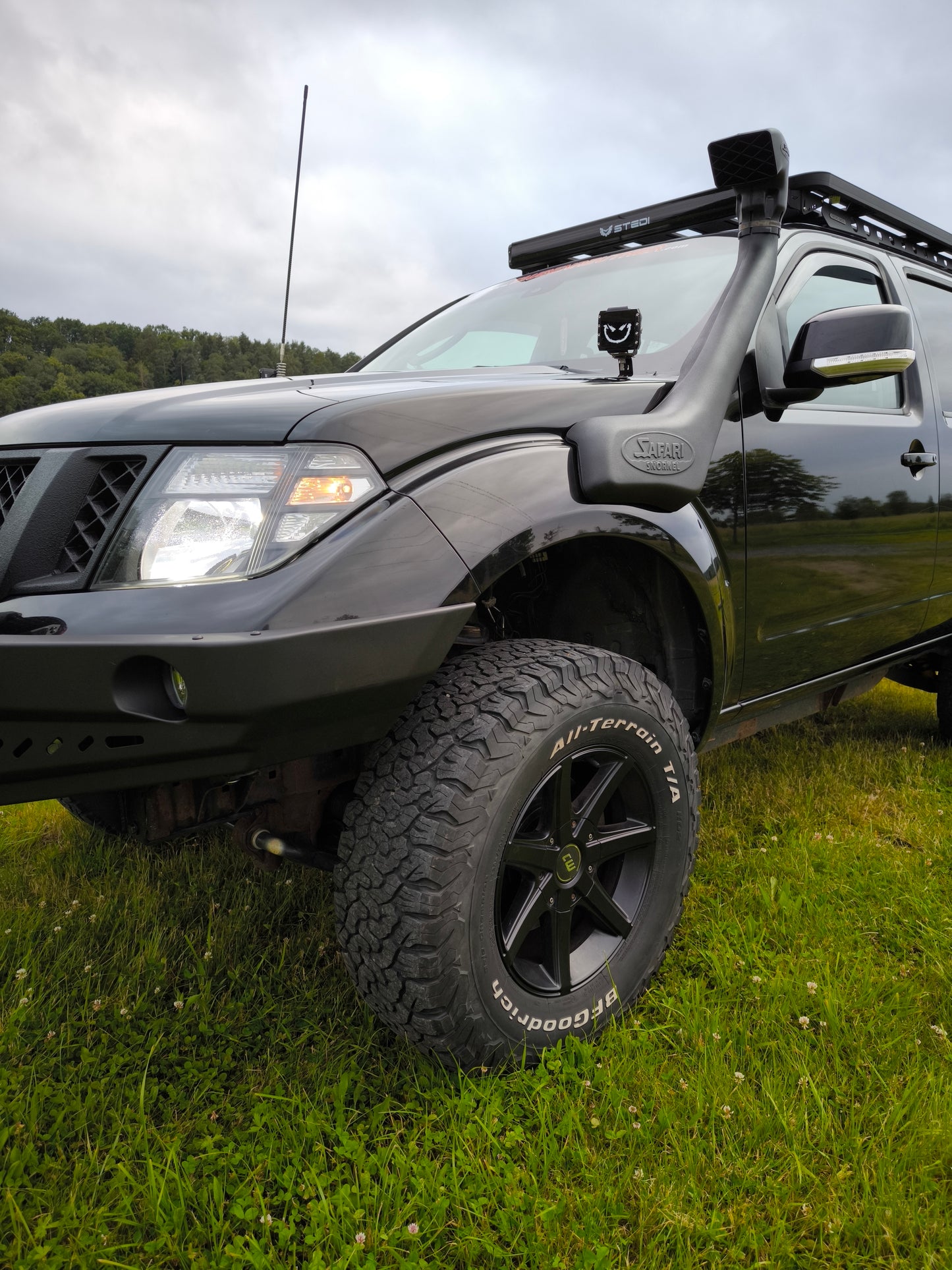 SAFARI-SNORKEL NISSAN D40 / PATHFINDER R51
