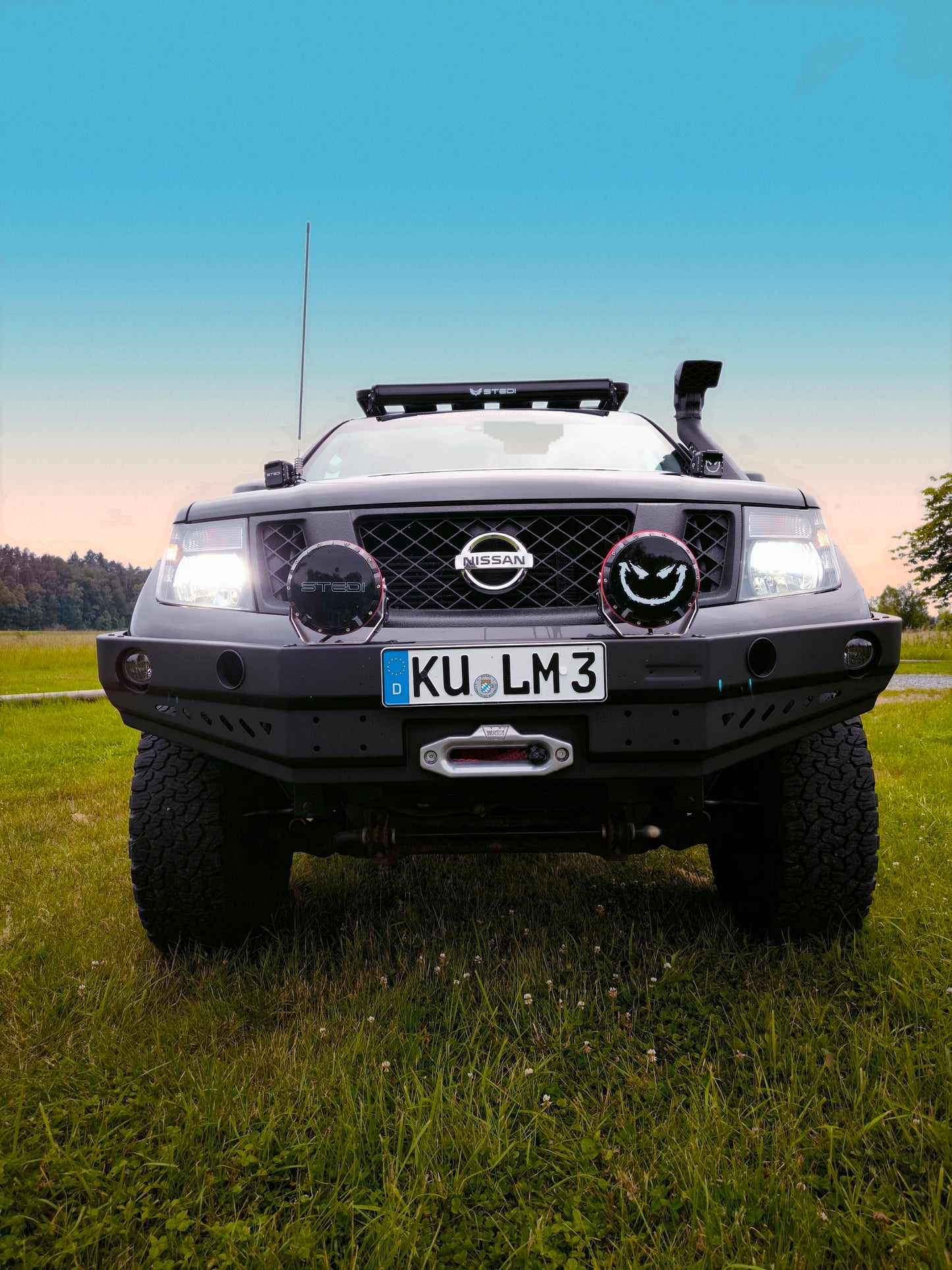 F4x4 Seilwindenstoßstange Nissan Navara / Pathfinder