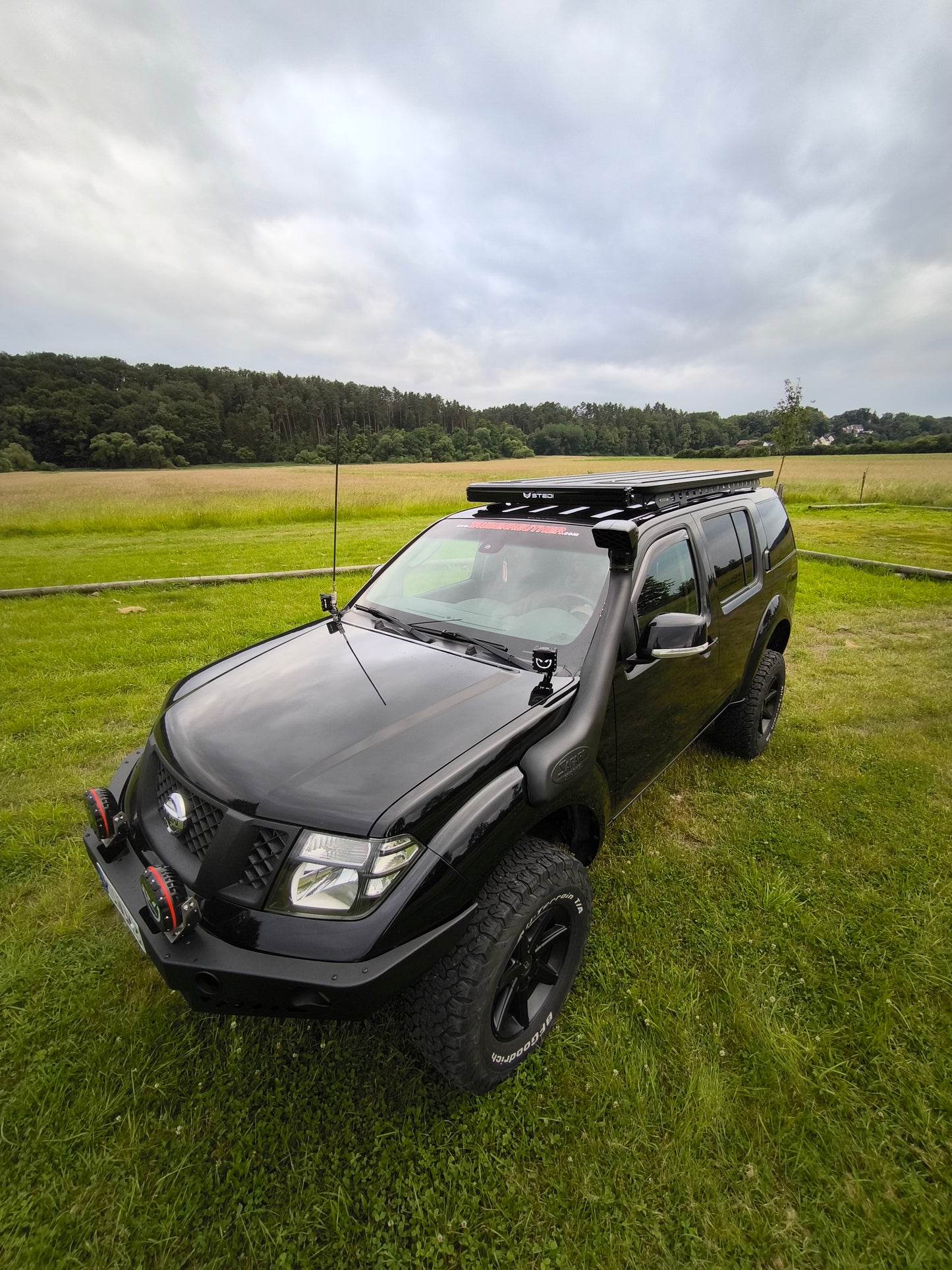 F4x4 Seilwindenstoßstange Nissan Navara / Pathfinder