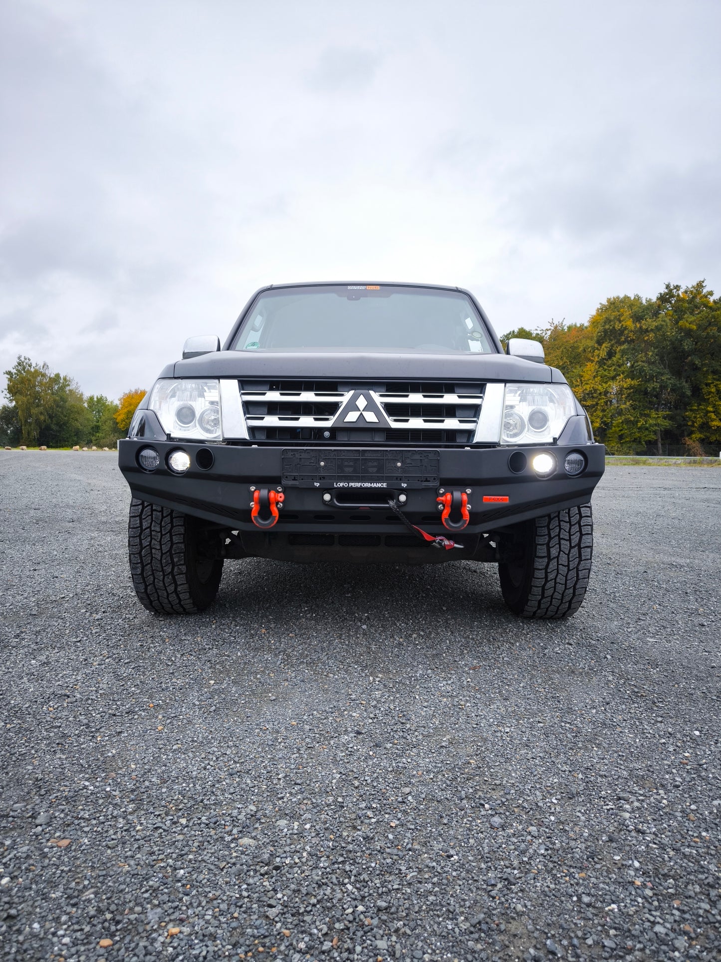F4x4 Seilwindenstoßstange Mitsubishi Pajero V80